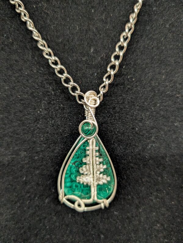 Wire-wrapped Christmas tree malachite pendant